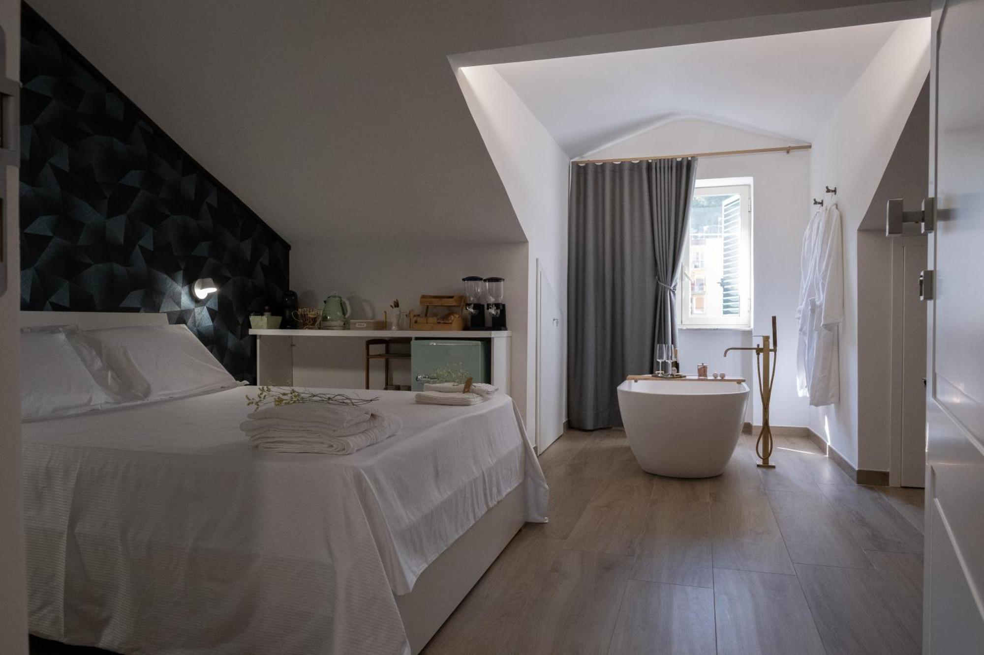 Coraline Deluxe Rooms Castellammare di Stabia Ngoại thất bức ảnh