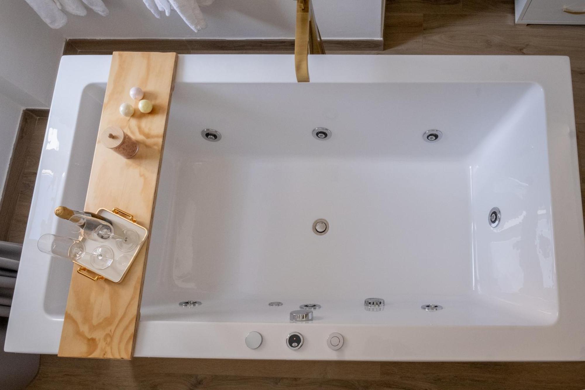 Coraline Deluxe Rooms Castellammare di Stabia Ngoại thất bức ảnh