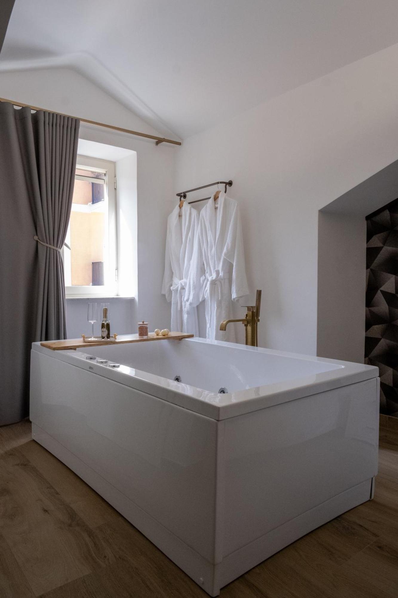 Coraline Deluxe Rooms Castellammare di Stabia Ngoại thất bức ảnh